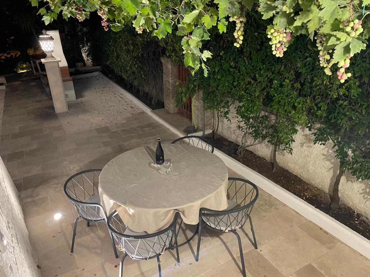 Martina Trulli Relais Apartment Locorotondo Luaran gambar